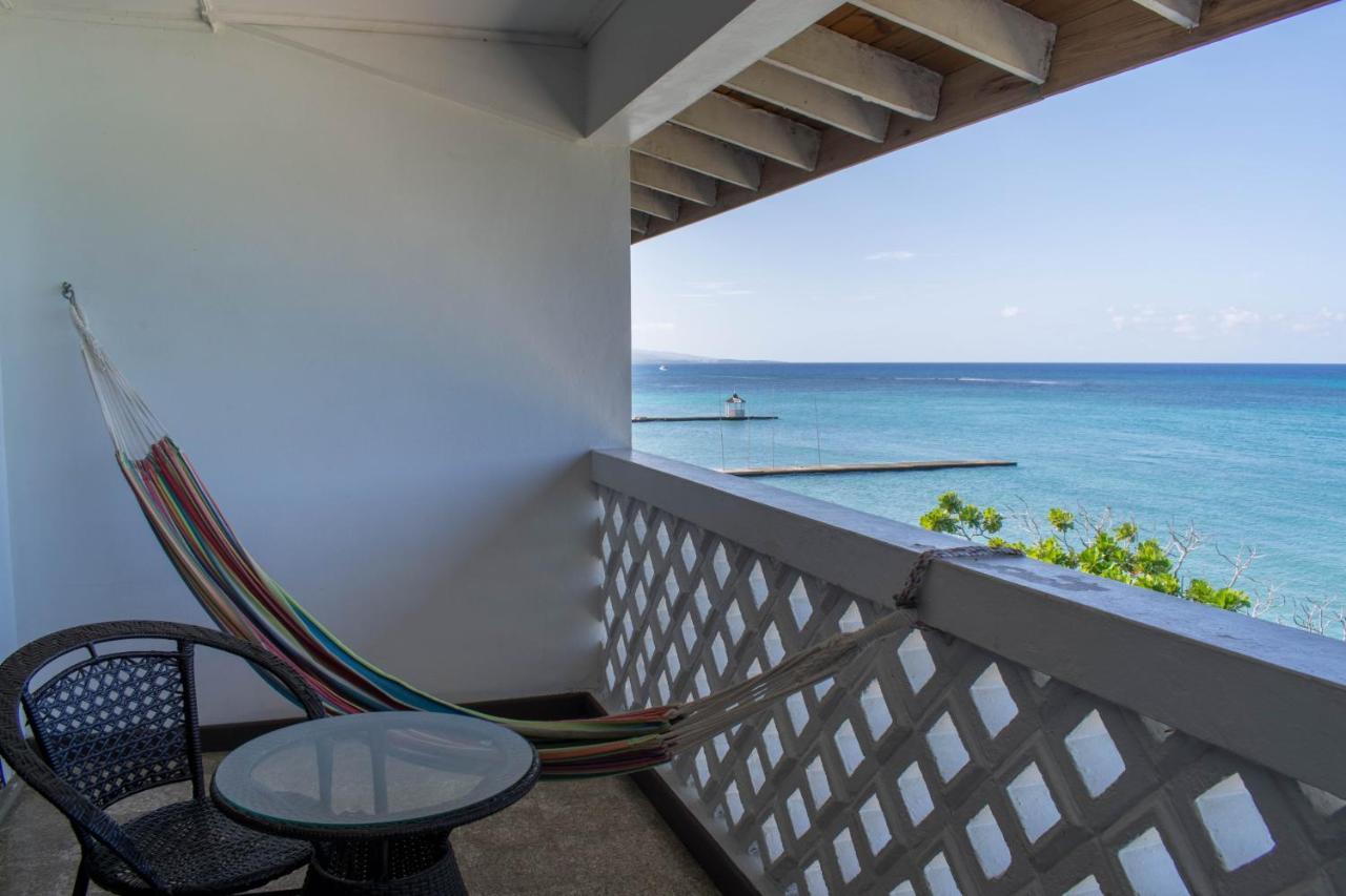 Kaz Kreol Beach Hotel Ocho Rios Exterior foto